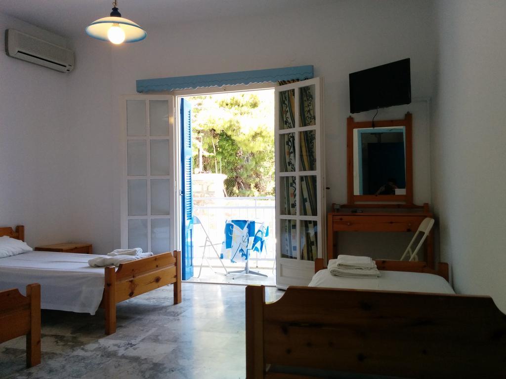 Panos Studios Poros Town Bagian luar foto