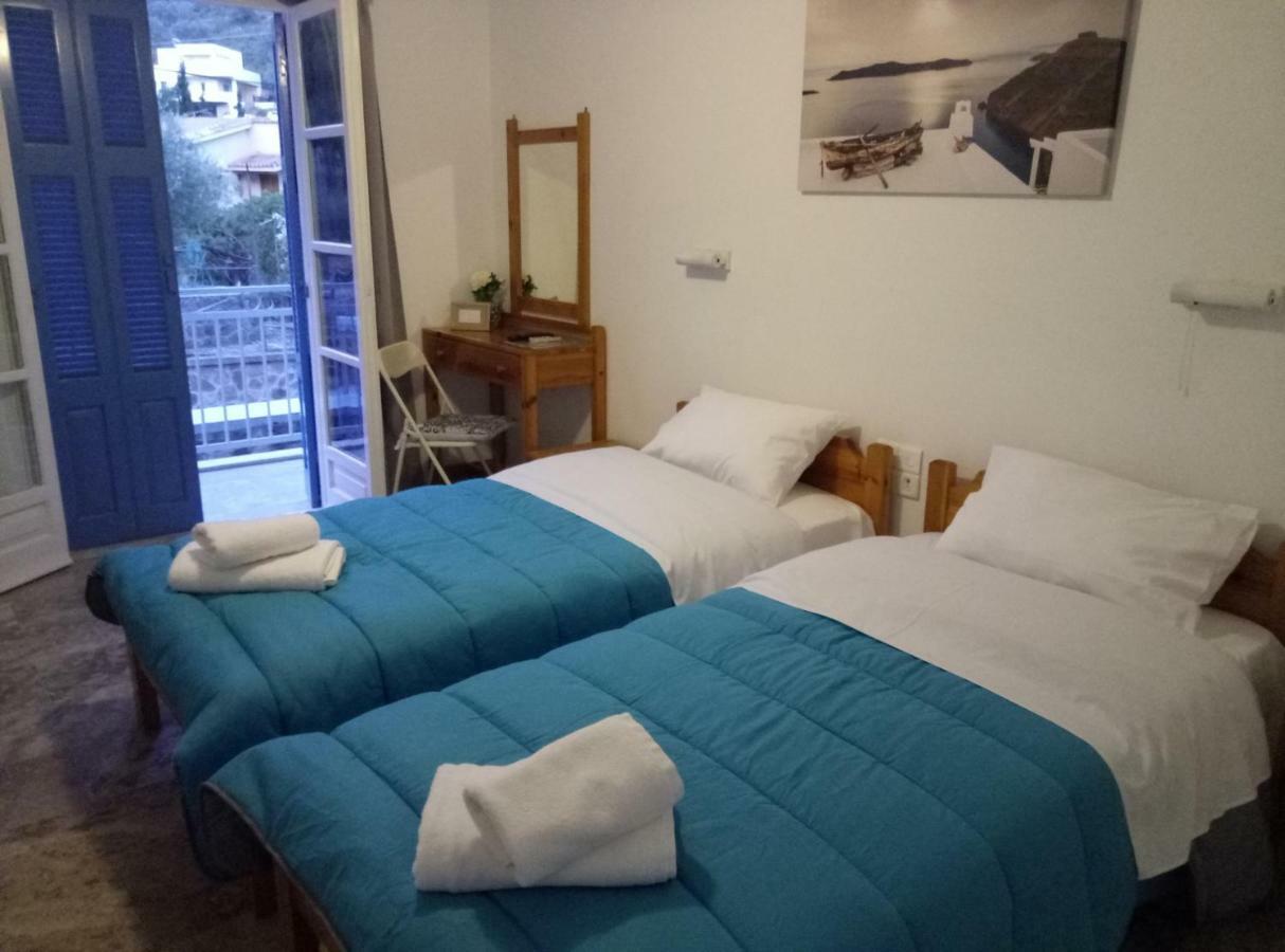 Panos Studios Poros Town Bagian luar foto